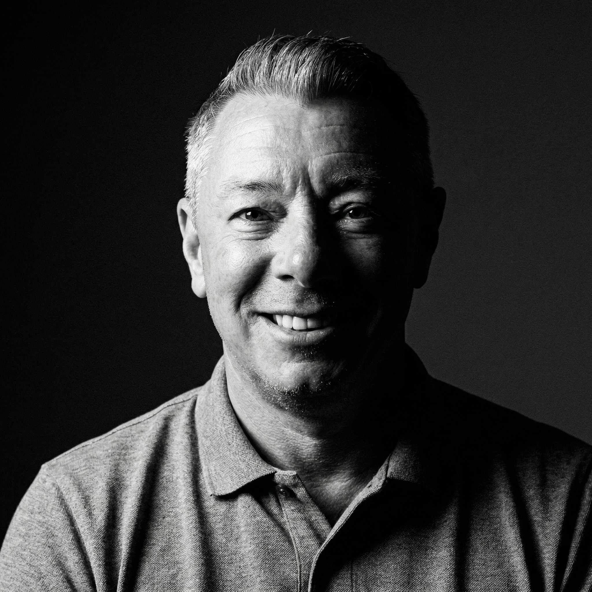Ian Wilkinson, non-fiction author at Synthos Press